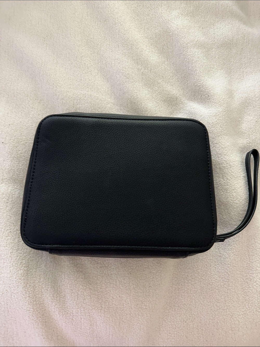 Men's  or Women’s Black tech Travel Pouch  container store never used